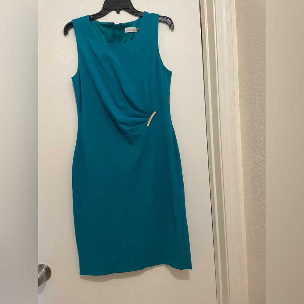 Dress- Calvin Klein- size 8- Turquoise- never worn-work dress